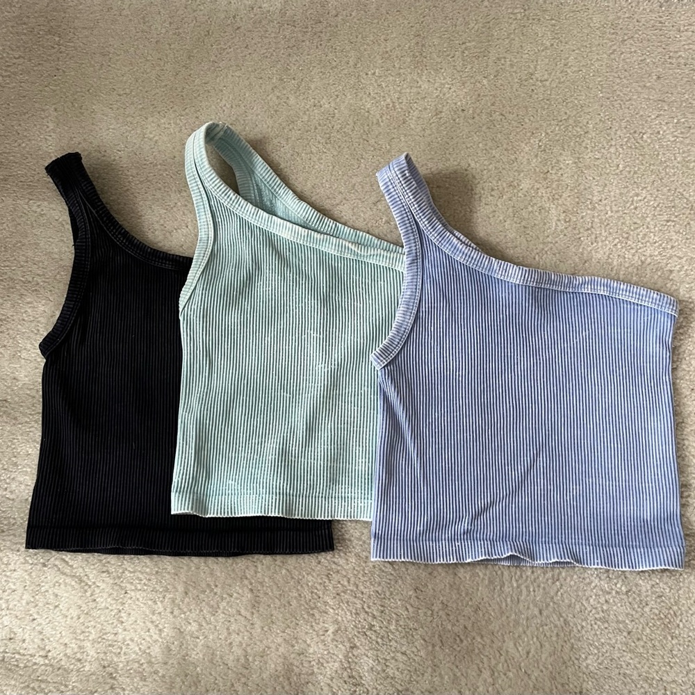 Nikibiki One-Shoulder Ribbed Crop Tops - Black, Mint, Blue.